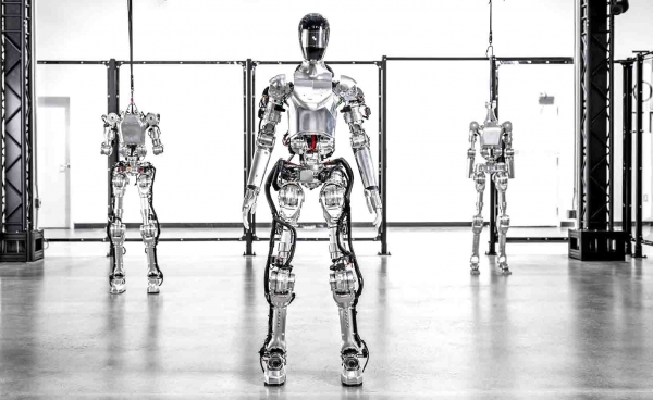 미 피규어가 제작한 인간형 로봇.